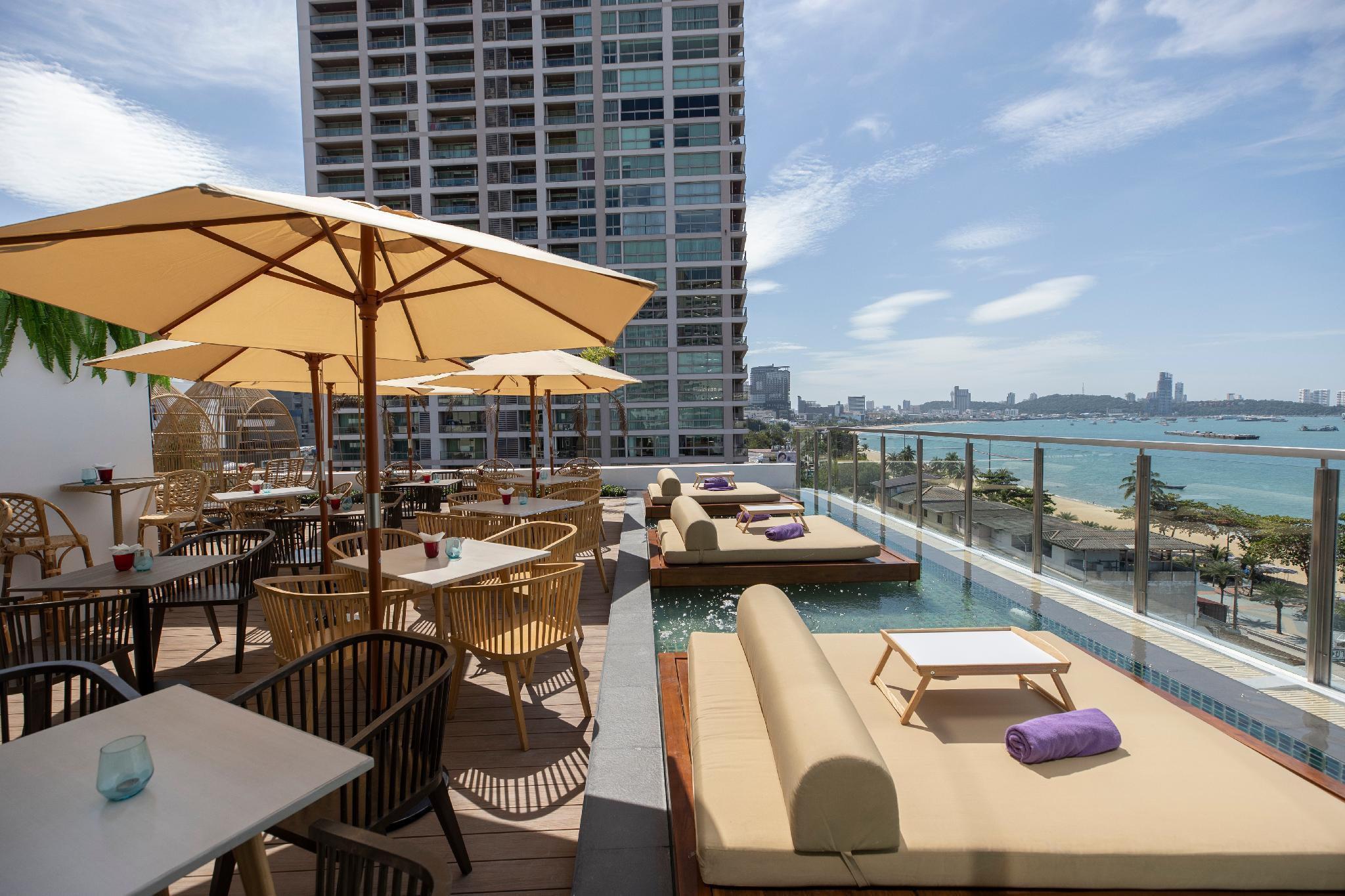 Pattaya Sea View Hotel - Sha Extra Plus Exterior photo